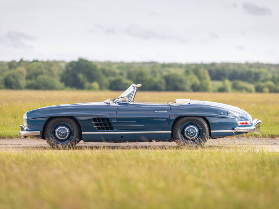 Immagine 5/50 di Mercedes-Benz 300 SL Roadster (1958)