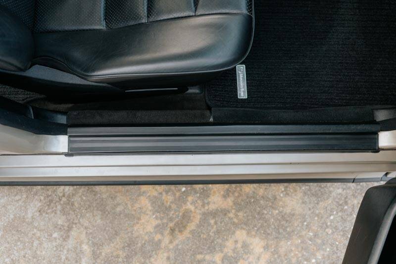 Image 29/69 de Mercedes-Benz 190 E 2.3-16 (1988)