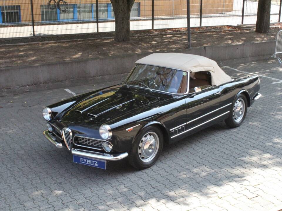 Imagen 2/20 de Alfa Romeo 2000 Spider (1960)