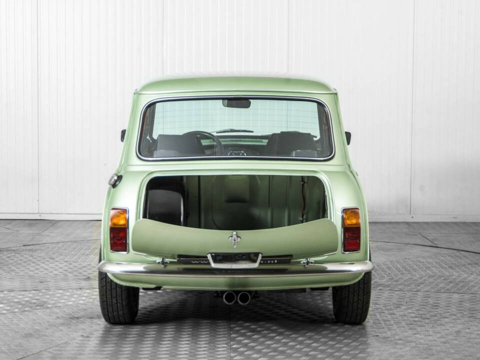 Image 37/50 of Austin Mini 1000 (1983)