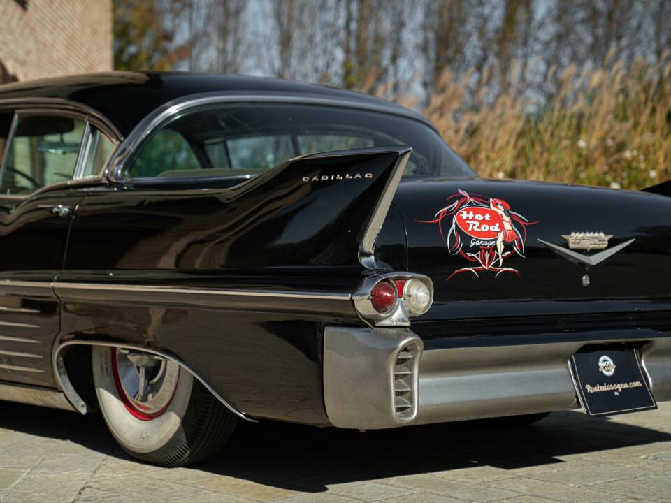 Bild 32/50 von Cadillac 60 Special Fleetwood (1958)