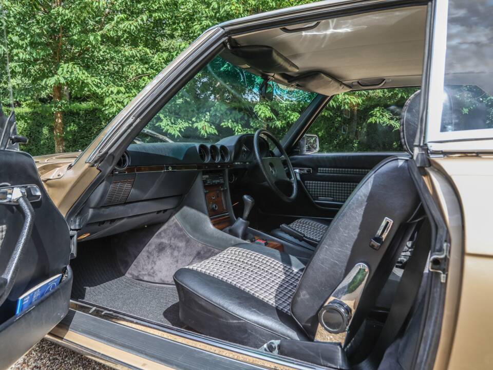 Afbeelding 24/40 van Mercedes-Benz 280 SL (1981)