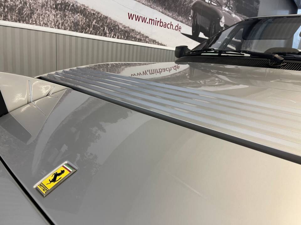Immagine 6/20 di Ferrari Mondial T (1991)