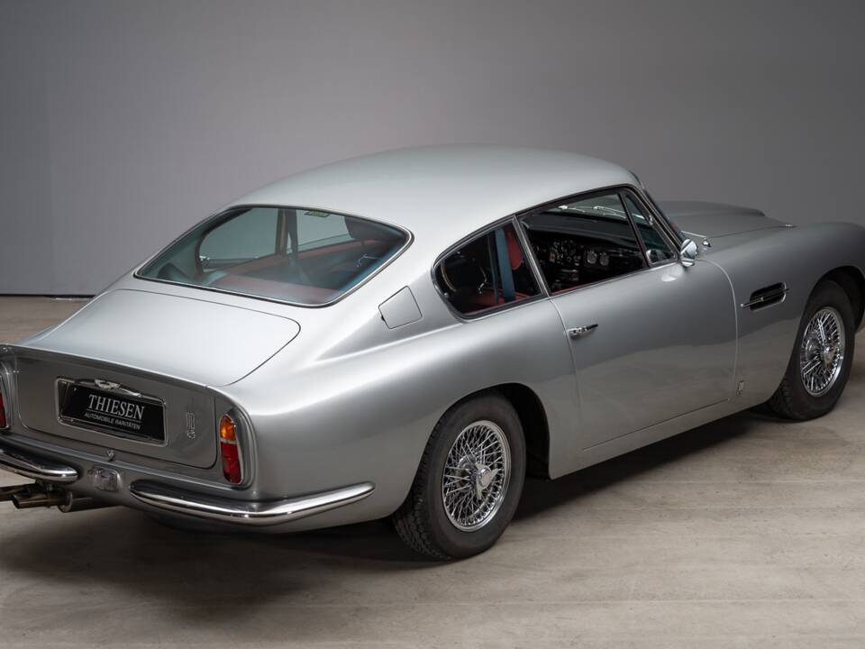 Bild 10/36 von Aston Martin DB 6 Vantage (1966)