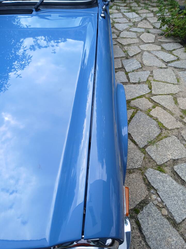 Image 20/51 of Triumph TR 6 (1975)