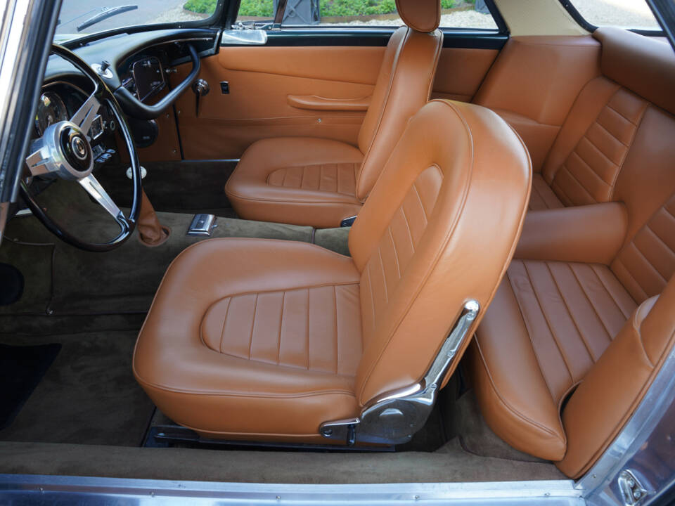 Afbeelding 16/50 van Maserati 3500 GT Touring (1960)