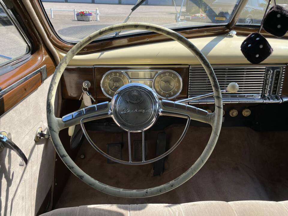 Image 29/46 of Packard Deluxe Eight Club Sedan (1949)