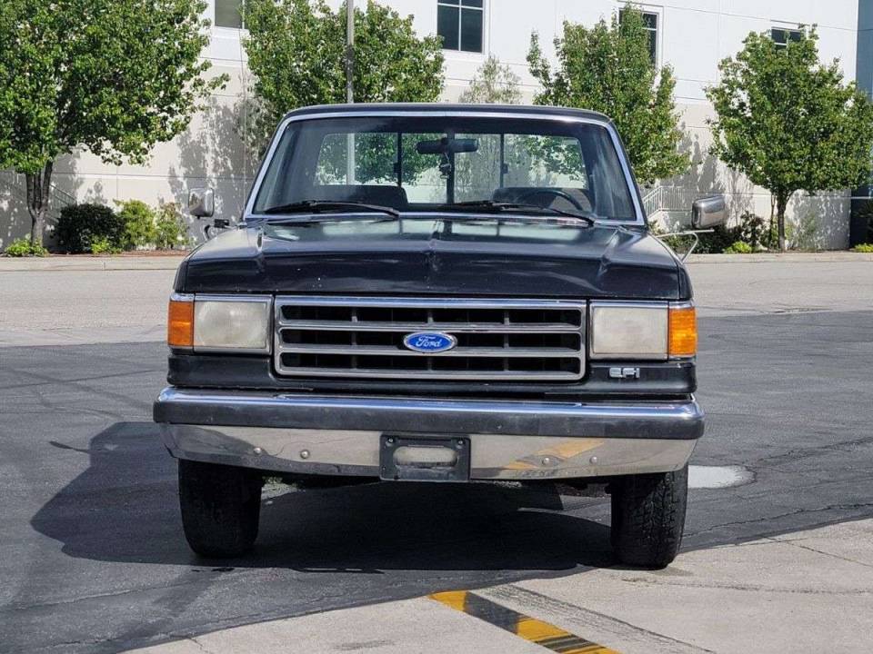 Image 2/19 of Ford F-250 (1989)