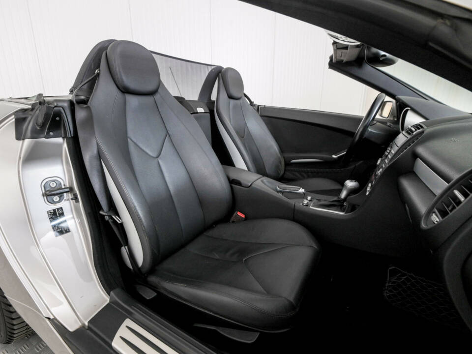 Image 44/50 of Mercedes-Benz SLK 200 Kompressor (2007)