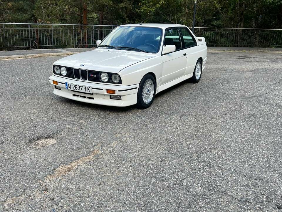 Bild 17/88 von BMW M3 (1988)