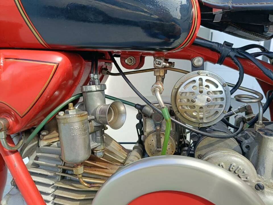 Afbeelding 18/42 van Moto Guzzi DUMMY (1960)