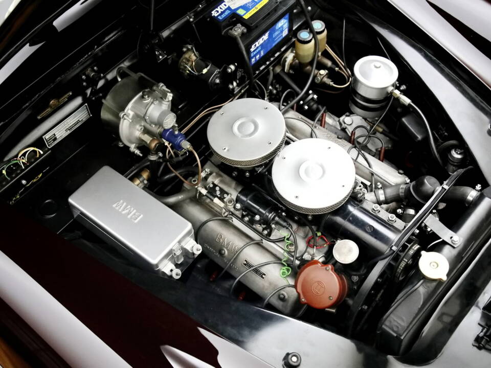 Bild 28/31 von BMW 502 - 3,2 Liter Super (1960)