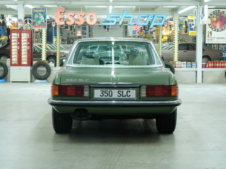 Image 10/50 de Mercedes-Benz 350 SLC (1973)