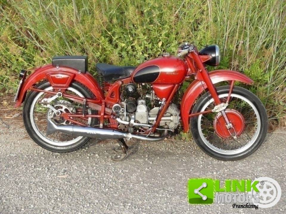 Image 6/9 de Moto Guzzi DUMMY (1955)