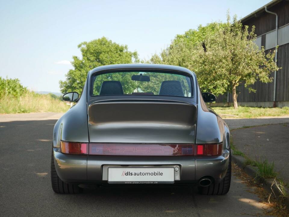 Immagine 10/31 di Porsche 911 Carrera 4 (1989)