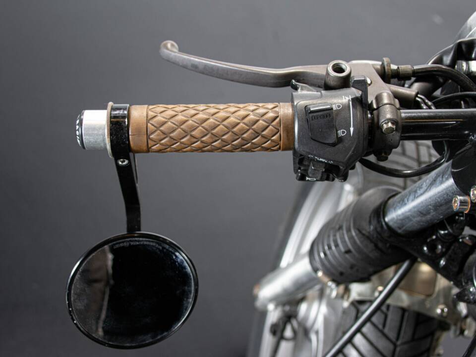 Image 42/48 of Honda CB 500E (1999)