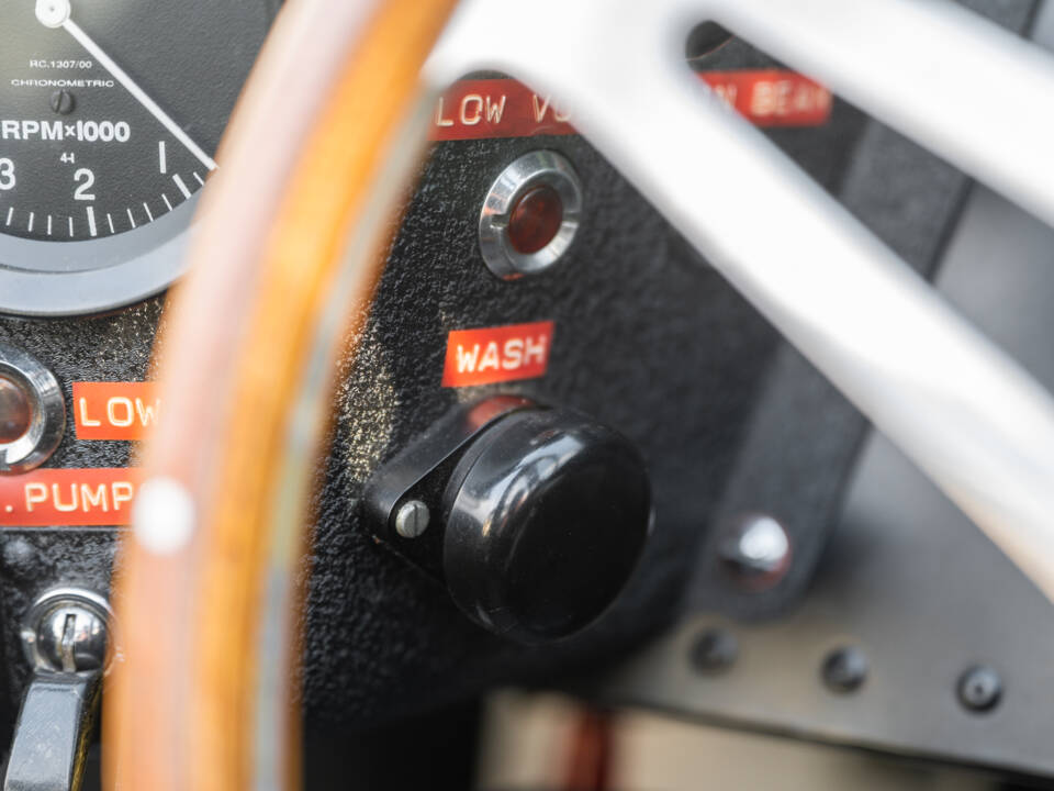 Image 53/100 of Proteus XJ13 (1967)