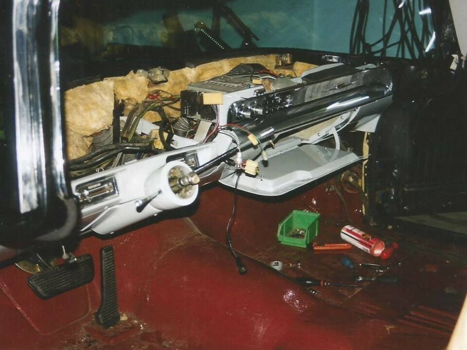 Imagen 63/100 de Cadillac 75 Fleetwood Imperial (1959)