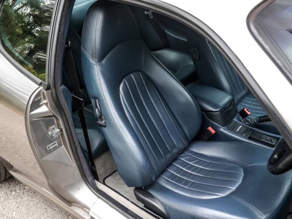 Bild 22/42 von Maserati 4200 (2002)