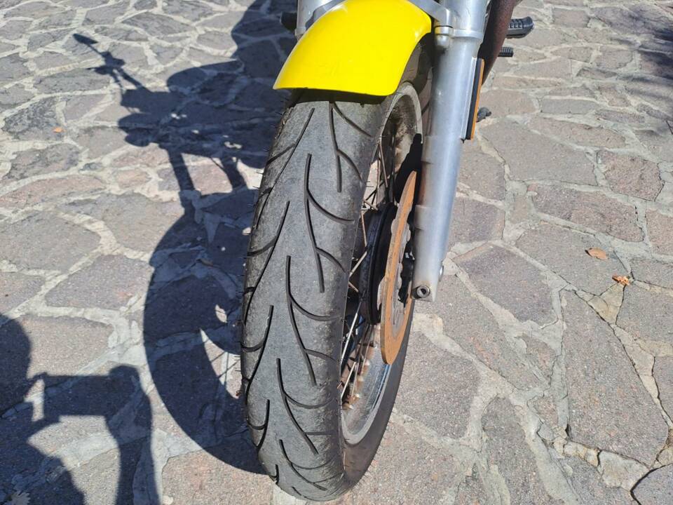 Image 8/31 de Moto Guzzi Nevada 750 (1997)