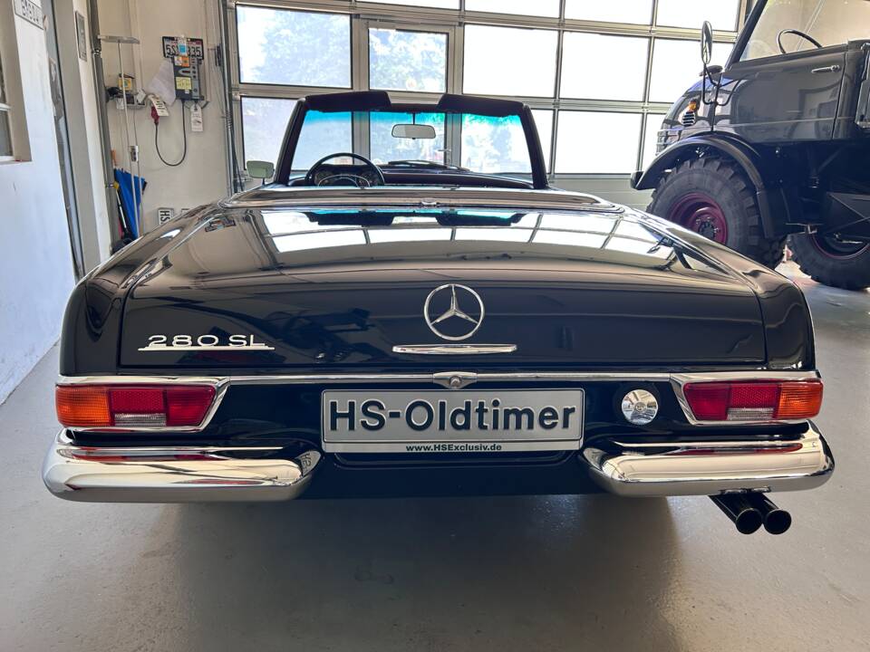 Image 18/36 of Mercedes-Benz 280 SL (1970)
