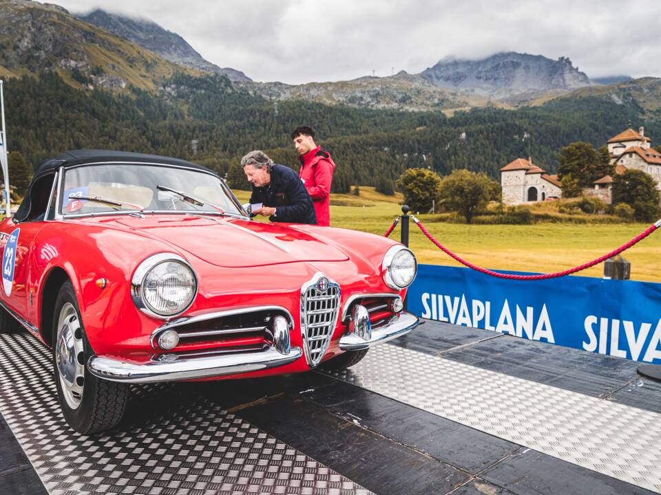 Imagen 8/21 de Alfa Romeo Giulietta Spider Veloce (1960)