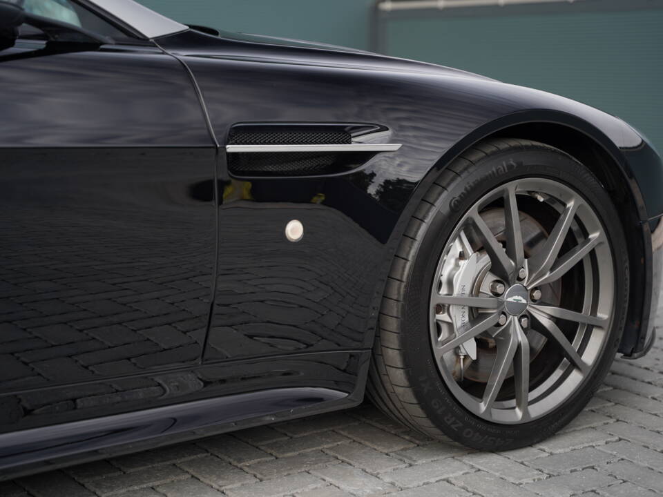 Imagen 34/50 de Aston Martin V8 Vantage N430 (2016)