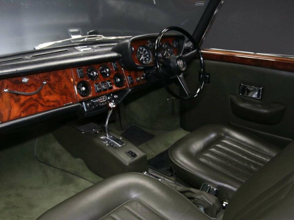 Image 31/50 de Bristol 411 Mk. I (1970)