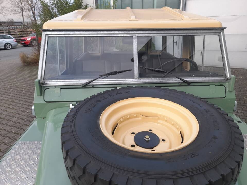 Immagine 12/29 di Land Rover 88 (1974)