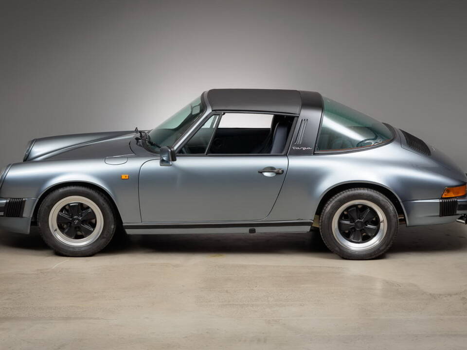 Image 5/41 of Porsche 911 SC 3.0 (1982)