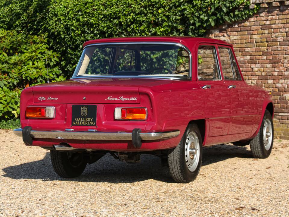 Image 50/50 of Alfa Romeo Giulia Nuova Super 1300 (1975)