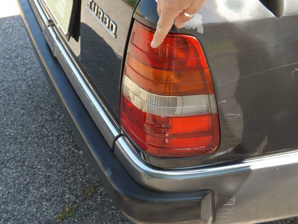 Image 37/50 of Mercedes-Benz 250 TD Turbo (1992)