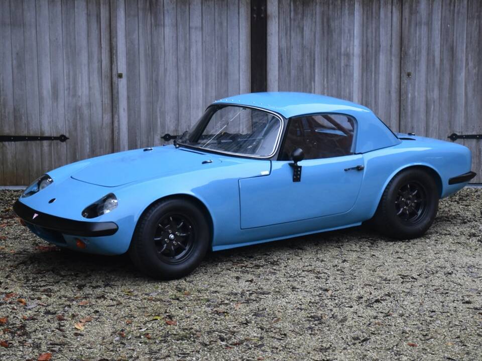 Image 1/44 of Lotus Elan (1965)