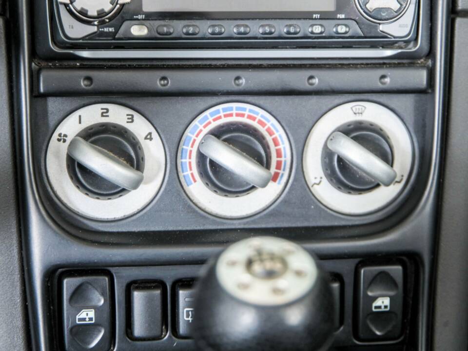 Immagine 28/50 di MG F 1.8i VVC (2000)