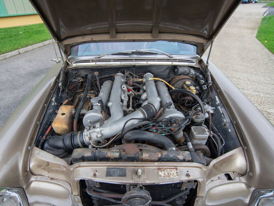 Bild 24/36 von Mercedes-Benz 300 SEL 6.3 (1969)