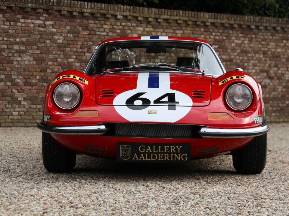 Immagine 32/50 di Ferrari Dino 246 GT (1971)