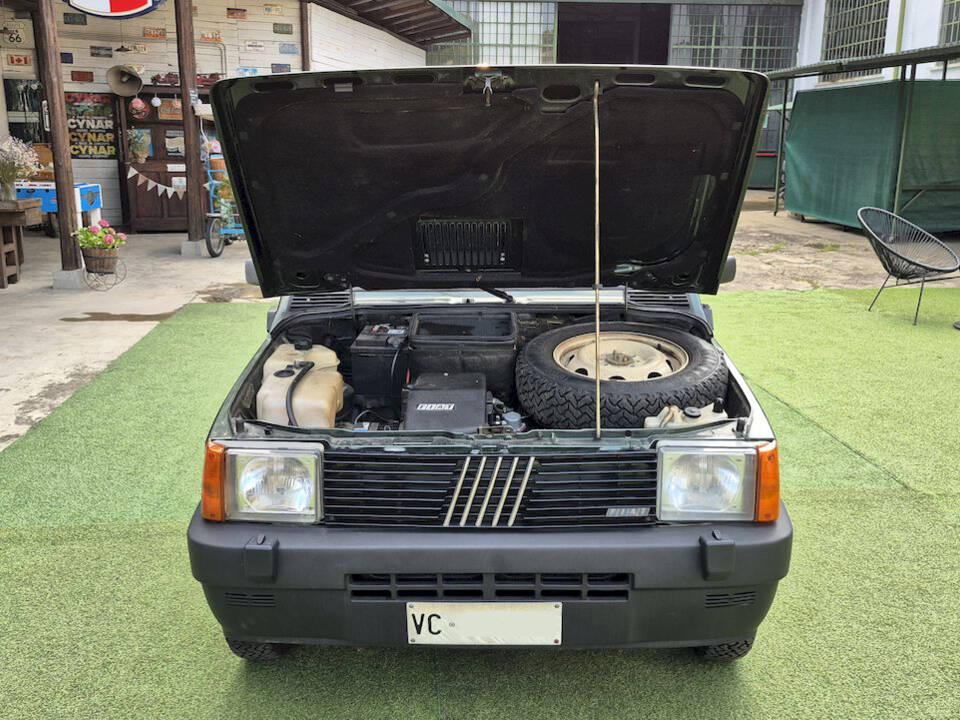 Bild 34/37 von FIAT Panda 4x4 1,0 (1989)