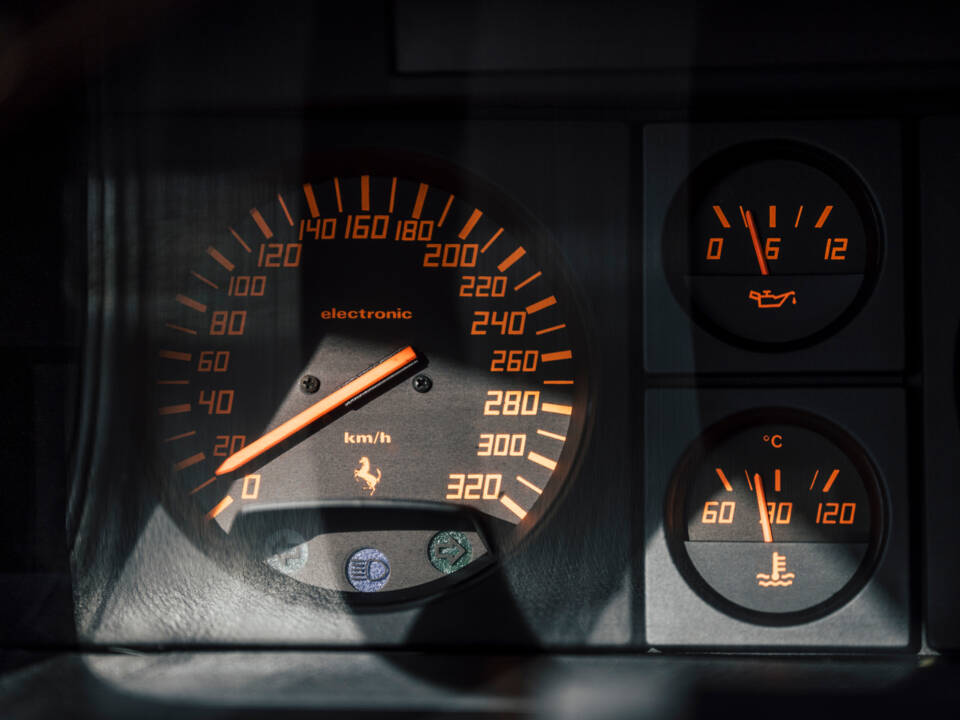 Image 13/32 of Ferrari Testarossa (1991)