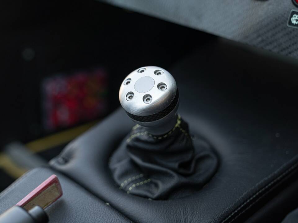 Immagine 50/50 di Westfield SEiGHT 4.6 V8 (1997)