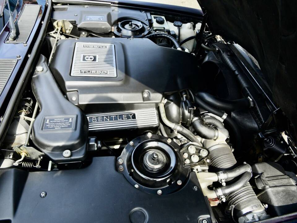 Image 37/50 of Bentley Turbo RT (1997)