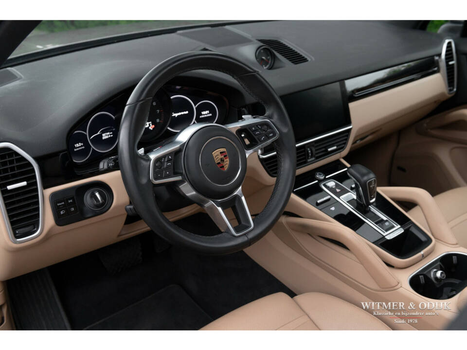 Image 4/38 of Porsche Cayenne (2019)