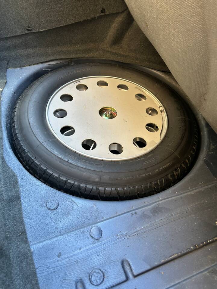 Bild 9/24 von BMW 635 CSi (1987)