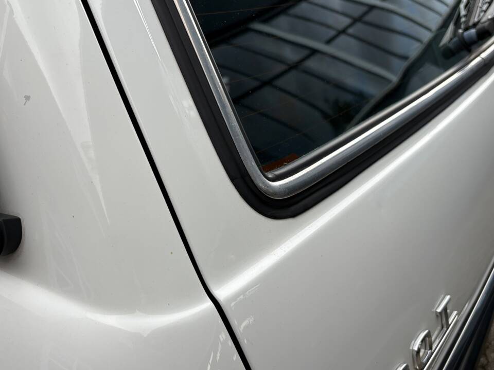 Image 58/66 of Mercedes-Benz 200 T (1984)