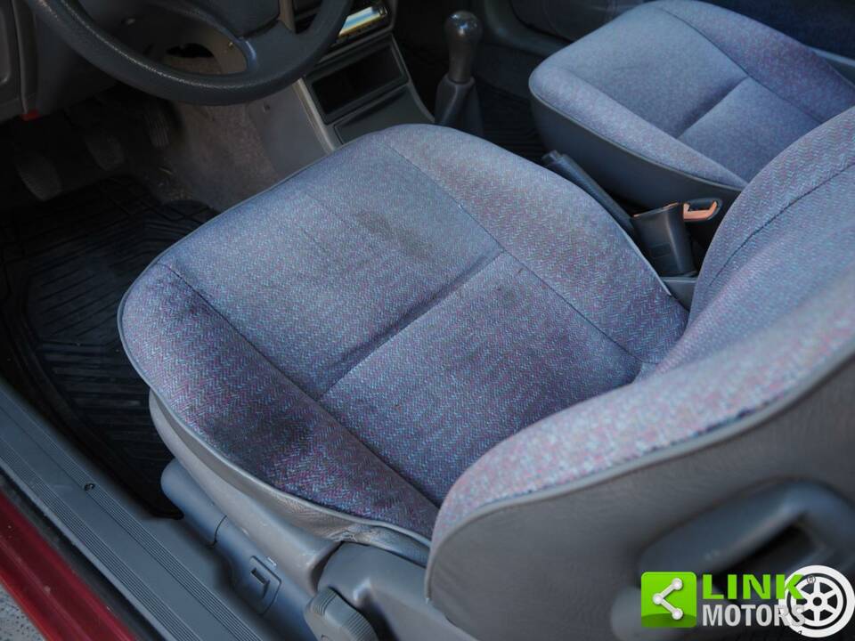 Bild 25/42 von FIAT Punto 90 ELX (1996)