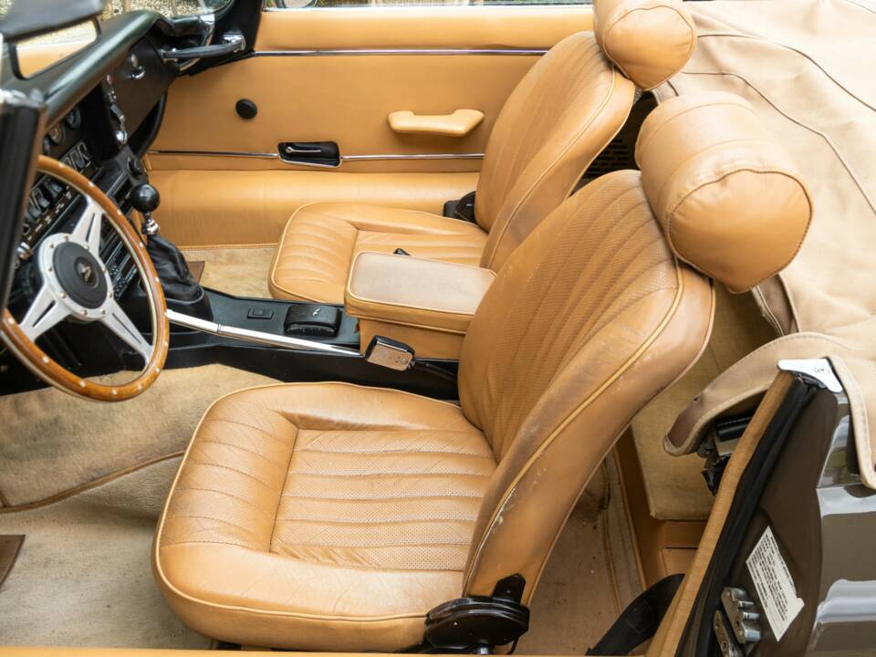 Image 47/50 de Jaguar Type E V12 (1973)