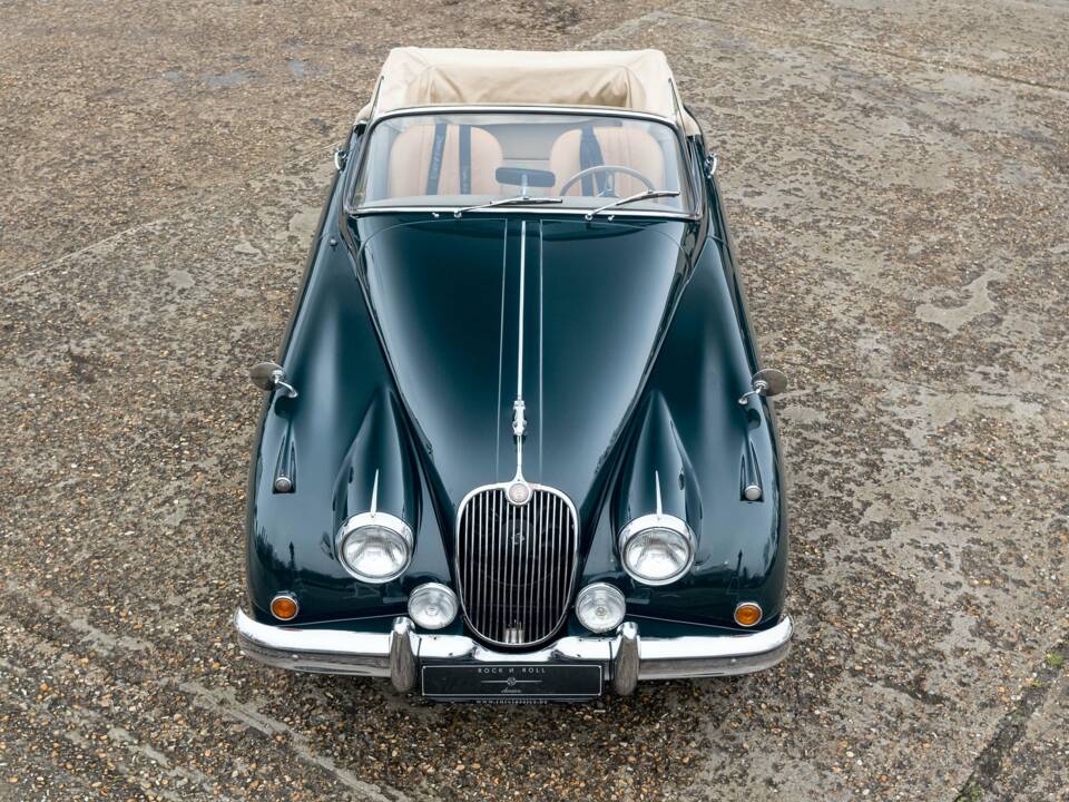 Image 5/25 of Jaguar XK 150 3.8 SE DHC (1960)