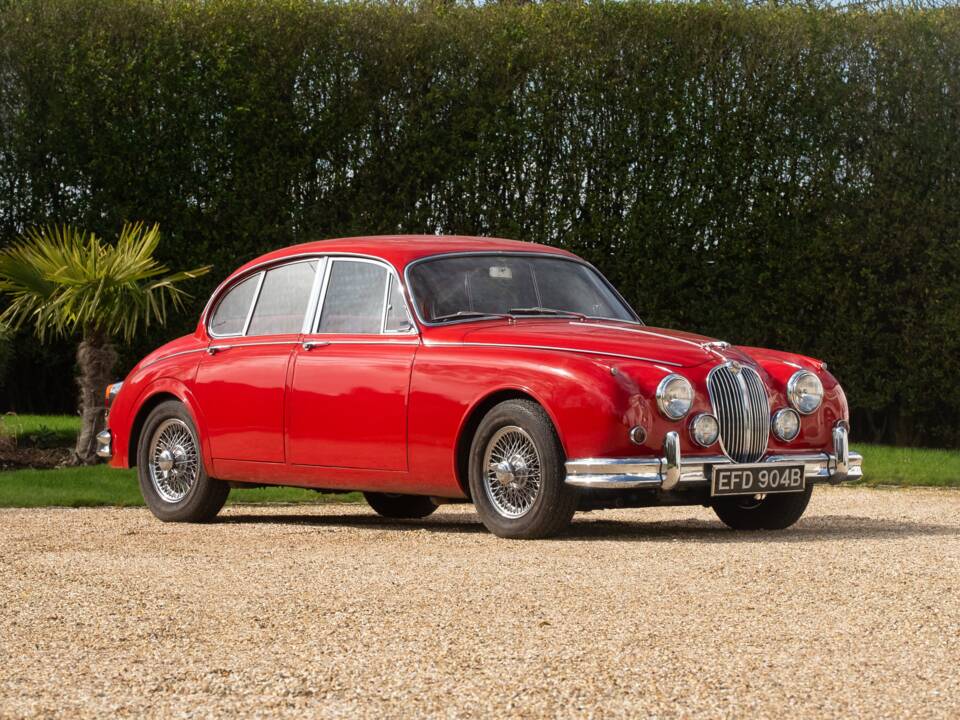 Image 15/50 of Jaguar Mk II 3.8 (1964)