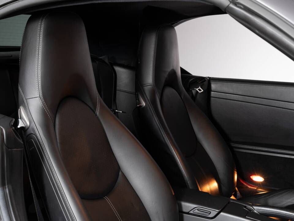 Bild 26/38 von Porsche 911 Carrera 4 (2011)