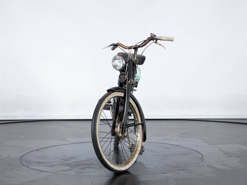 Image 3/50 of Bianchi Aquilotto (1957)