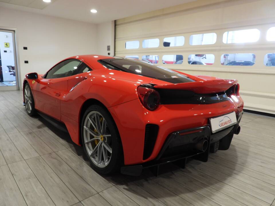 Image 3/15 de Ferrari 488 Pista (2019)